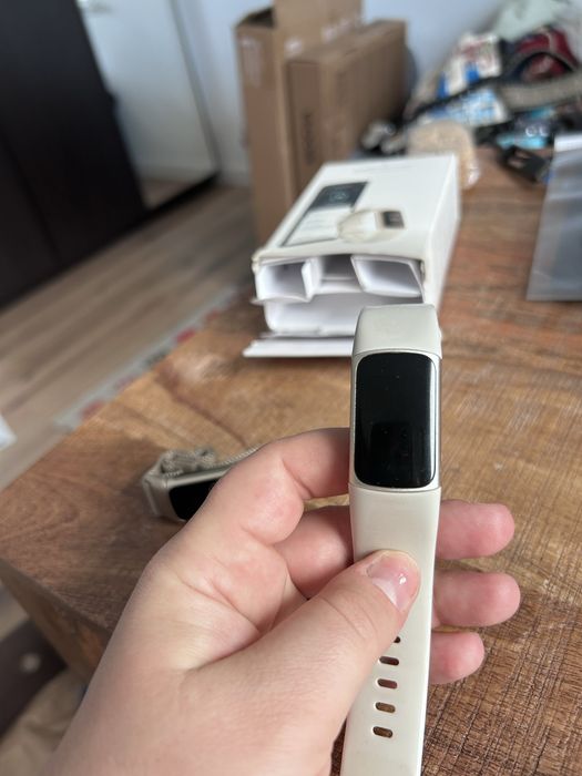 Fitbit charge 5