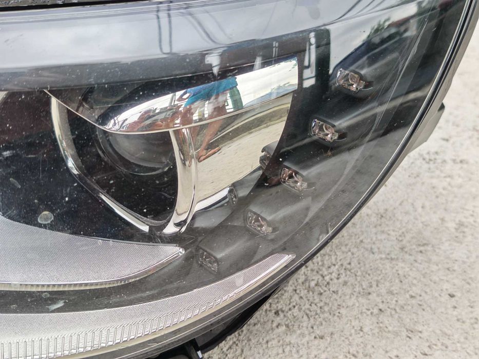 Фар за VW Tiguan Xenon LED / ВФ Тигуан Ксенон Лед