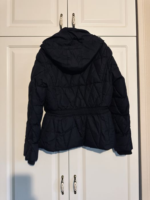 Geaca din puf , de dama , neagra , material impermeabil masura L