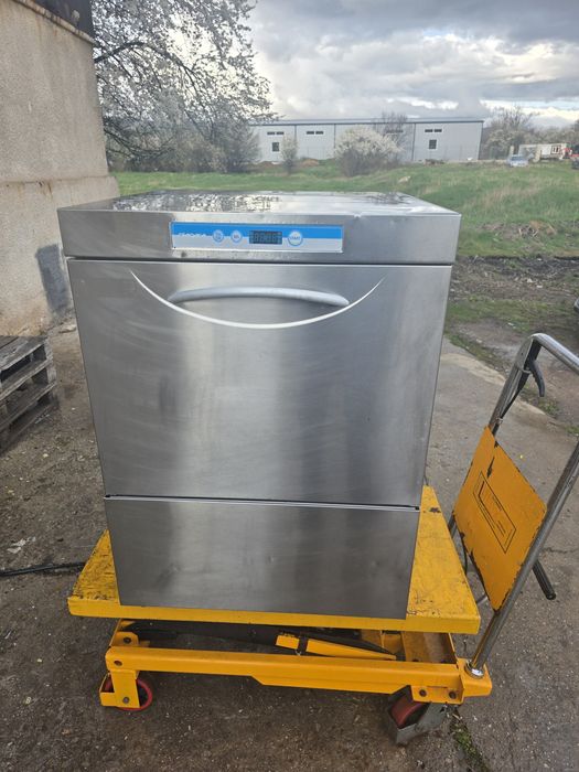 Последен модел професионална миялна машина Elettrobar