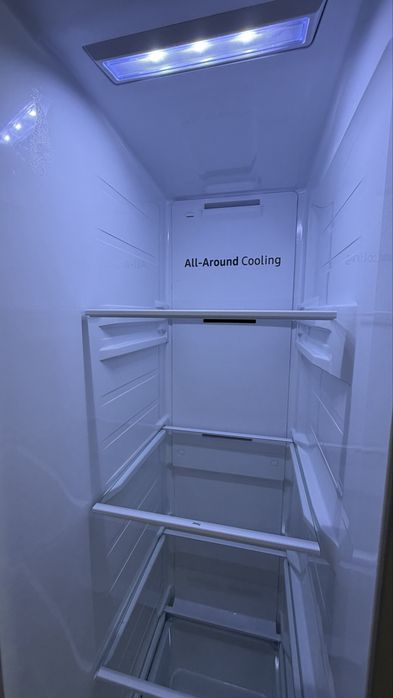 Холодильник Самсунг двухдверный