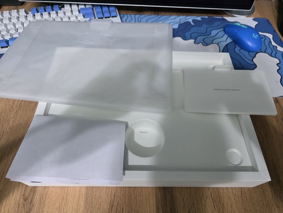 MacBook Air 15 2025 M4 16/512