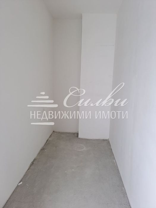 Продава се Тристаен апартамент в Шумен, 5-ти полк - 95 кв.м за 1474 €/кв.м - Снимка #8