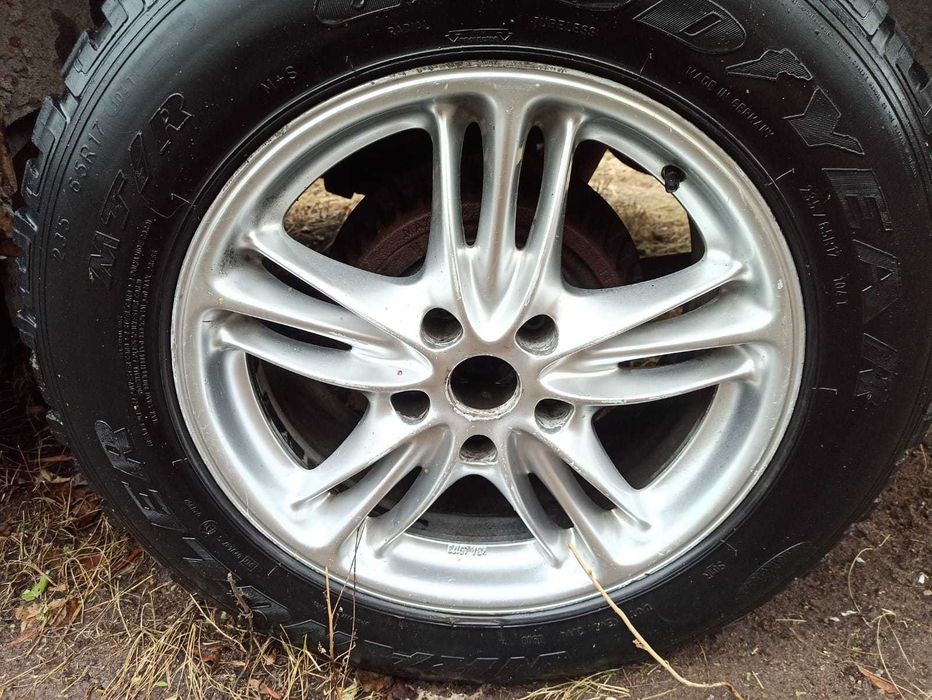 Продам диски с резиной Borbet R17 5*120