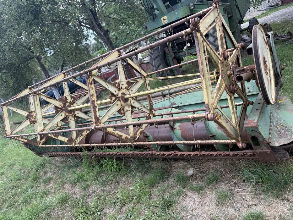 Combina john deere 630