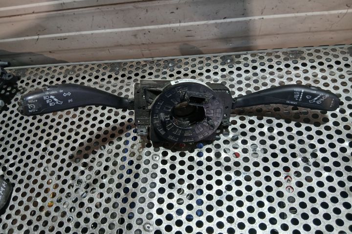 Manete semnalizare si stergatoare bloc complet Skoda Fabia 5J