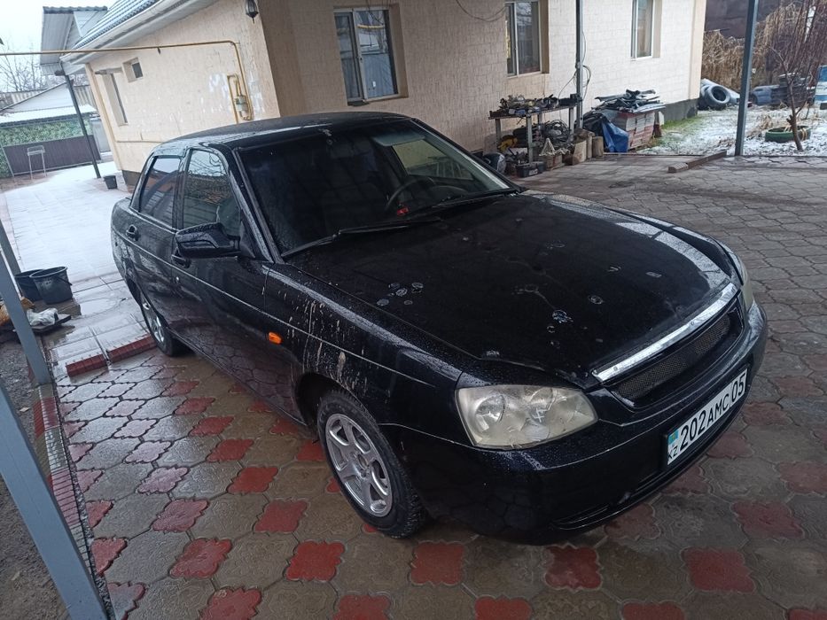 Продам Лада приора 2013 год.