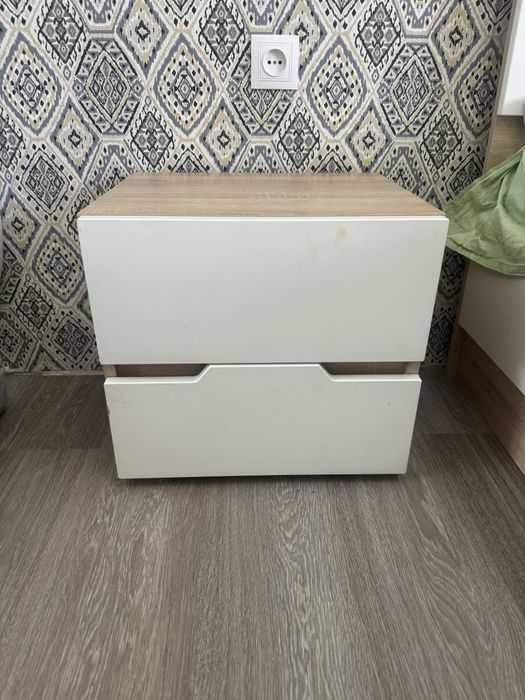 2 прикроватные тумбы