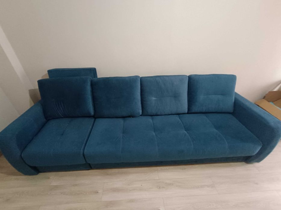 Продам диван 3 метра на 1.10м