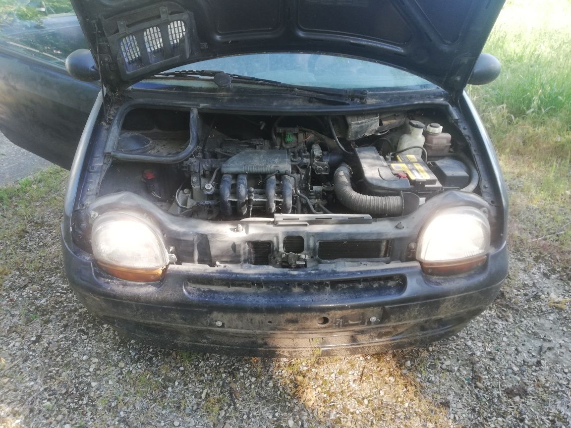 Рено туинго за части гр. Добрич Дружба 1 • OLX.bg