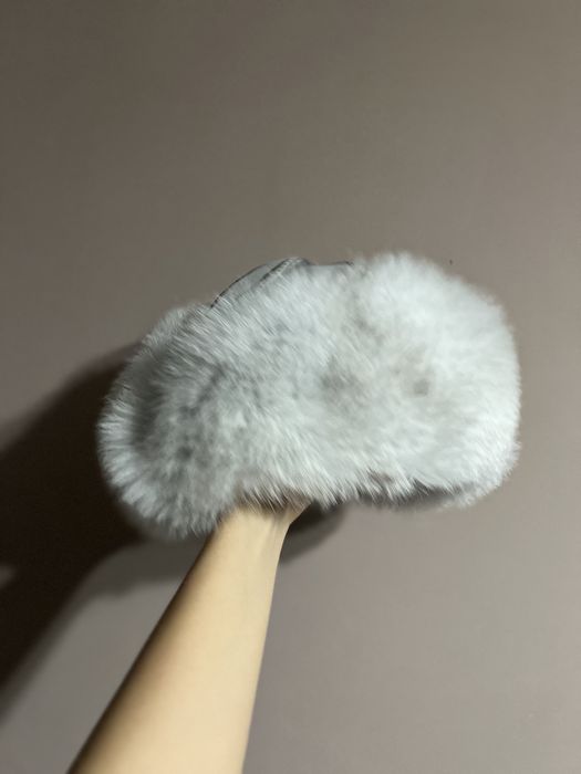 Шапка ушанка от естествен косъм (лисица)