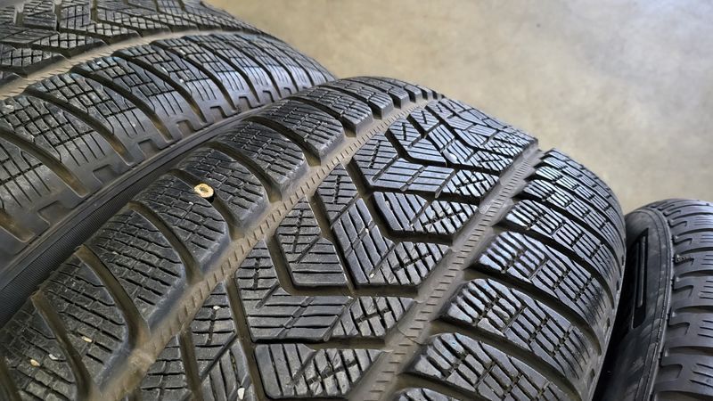 255/50/20 PIRELLI 4бр