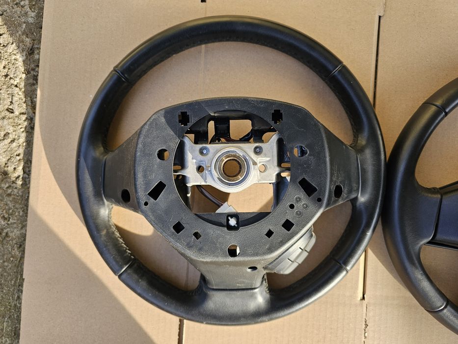Volan sport din piele cu comenzi Suzuki Vitara 2015-2020