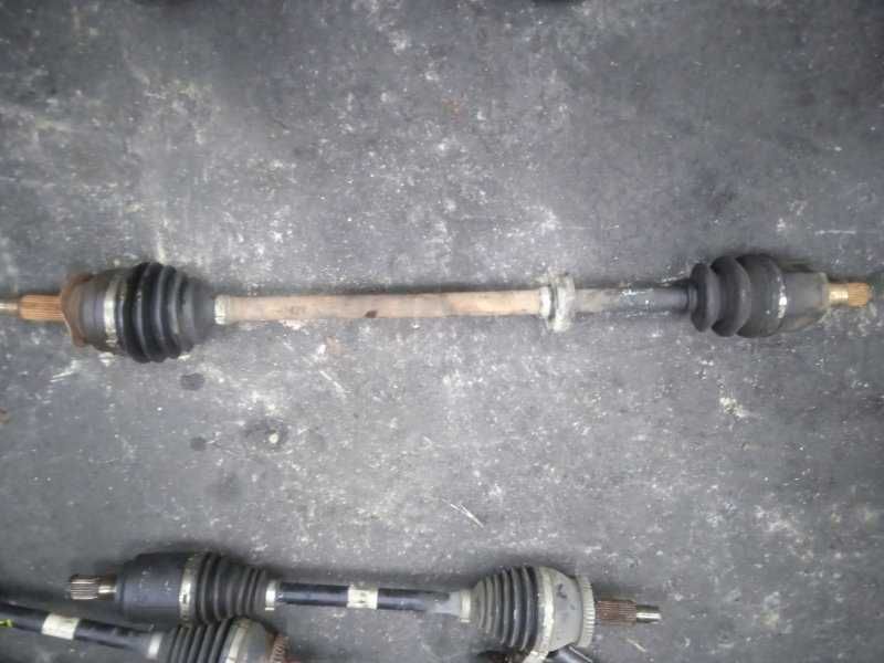 Граната в сборе (Привод правый) на Hyundai Sonata EF 2001 год