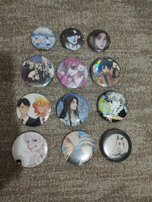 Продаю брелки, книги, фигурки осд, карточки по аниме, манхва, лакорн