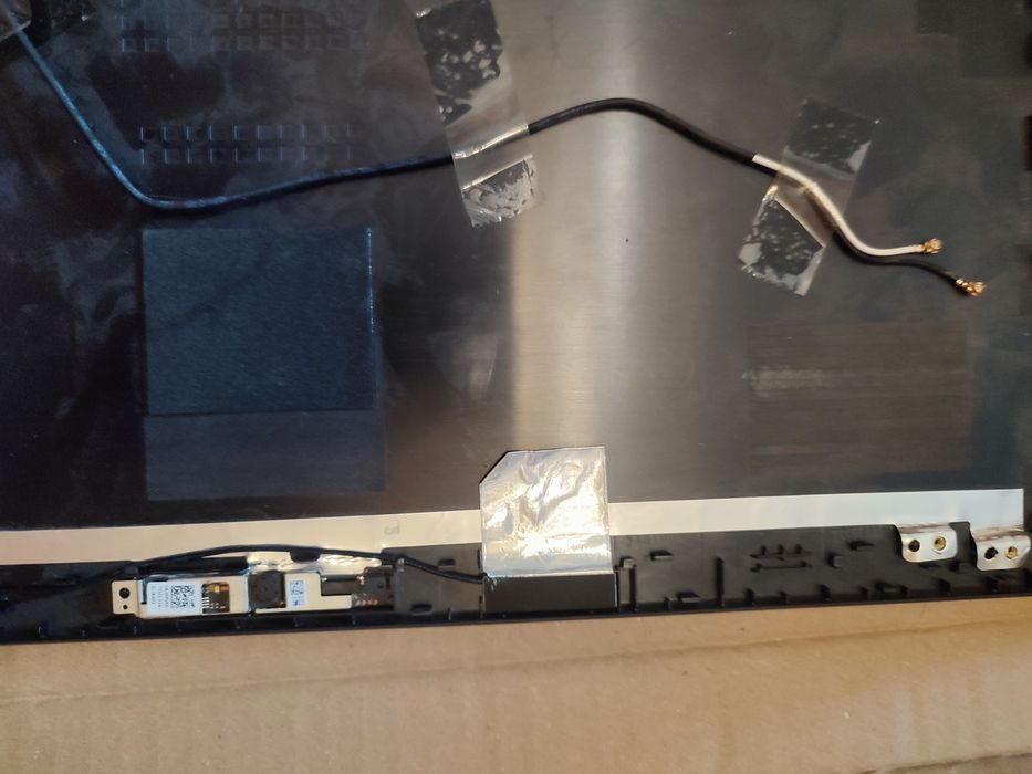 Capac spate ecran laptop Dell Inspriron