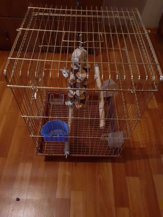 Клетка  для птиц, домашних питомцев