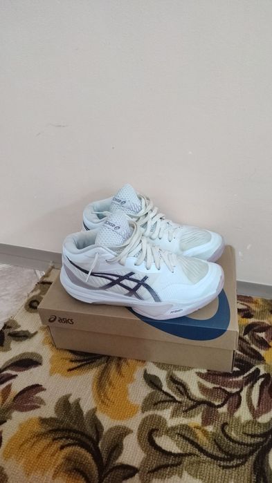 asics кроссовки волейбольные