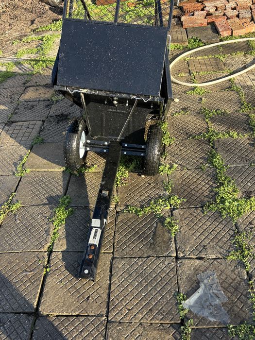 Ремърке за тракторна косачка