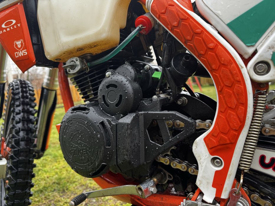 upbeat 300 ТОП СЪСТОЯНИЕ много ЕКСТРИ ЦЕНА по договаряне