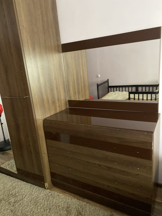 Продам спальный гарнитур