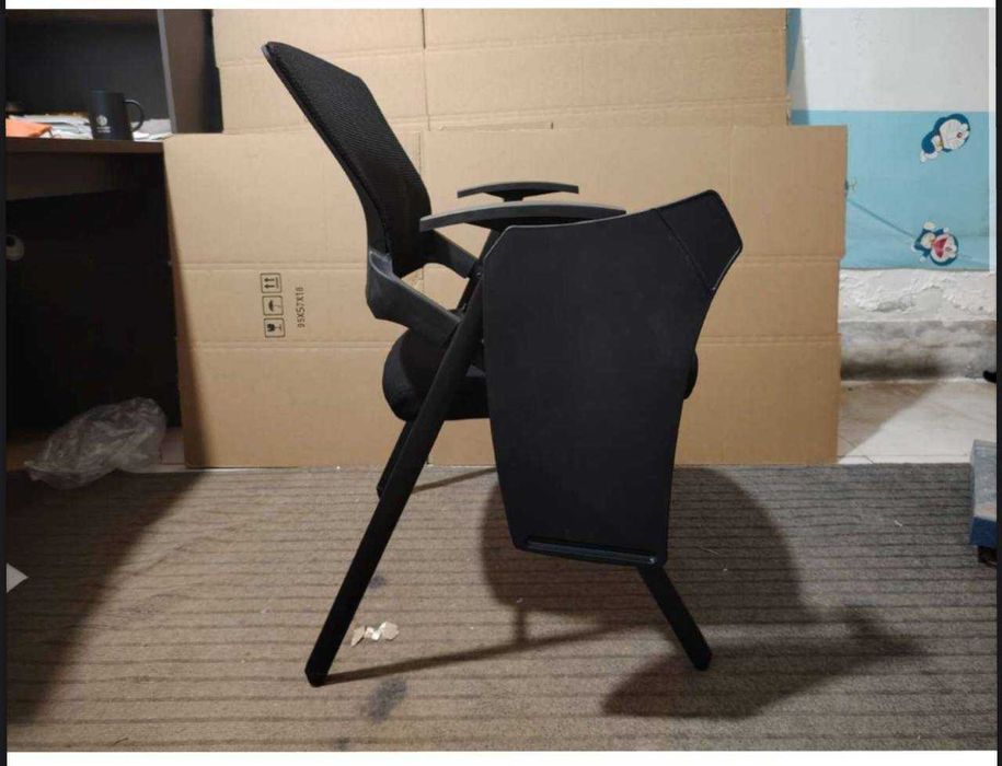 Многофункциональное офисное учебное кресло с откидной партой со склада