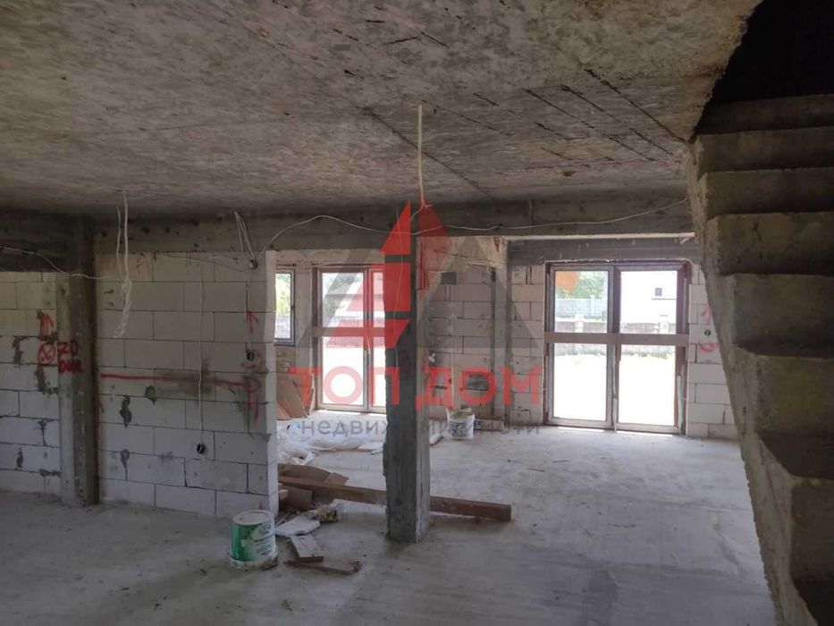 Продава се Къща в с. Храброво, Област Добрич - 140 кв.м за 393 €/кв.м - Снимка #10