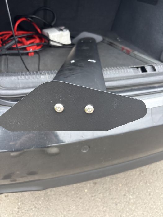 Eleron universal negru