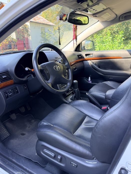 Toyota Avensis 2008 – 2.0 benzina, 150 CP – 182.000 km