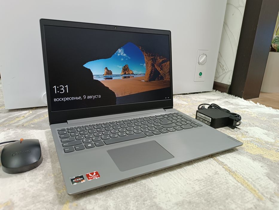 Notebook Lenovo RYZEN 3