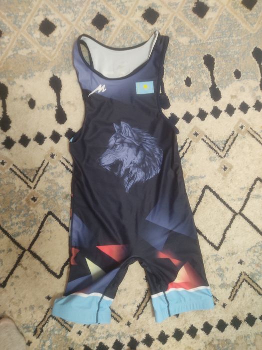 Продам трико борцовку для борьбы