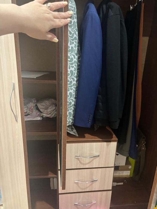 Продам шифонер в хорошем состоянии