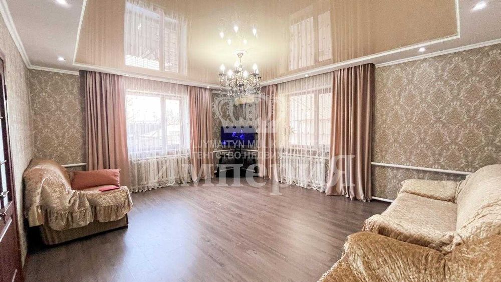 Продается частный дом в центре Наримат Империя