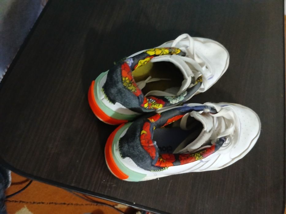 Adidași  adidas piele