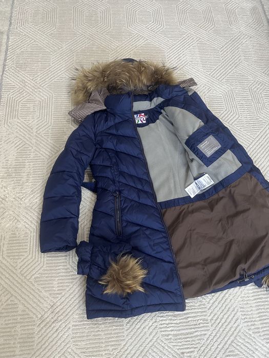 Продам куртку зимнюю на девочку