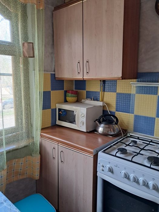 Кухонный гарнитур  стол