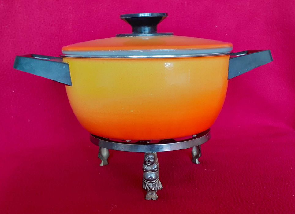 Винтидж кръгла месингова подложка