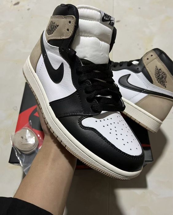 Air Jordan 1 Retro High OG Latte Bucuresti Sectorul 5 • OLX.ro