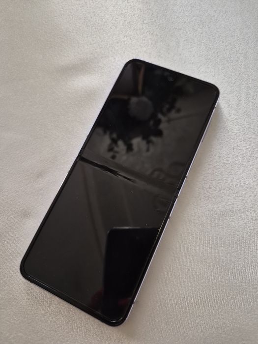 samsung galaxy  z flip4