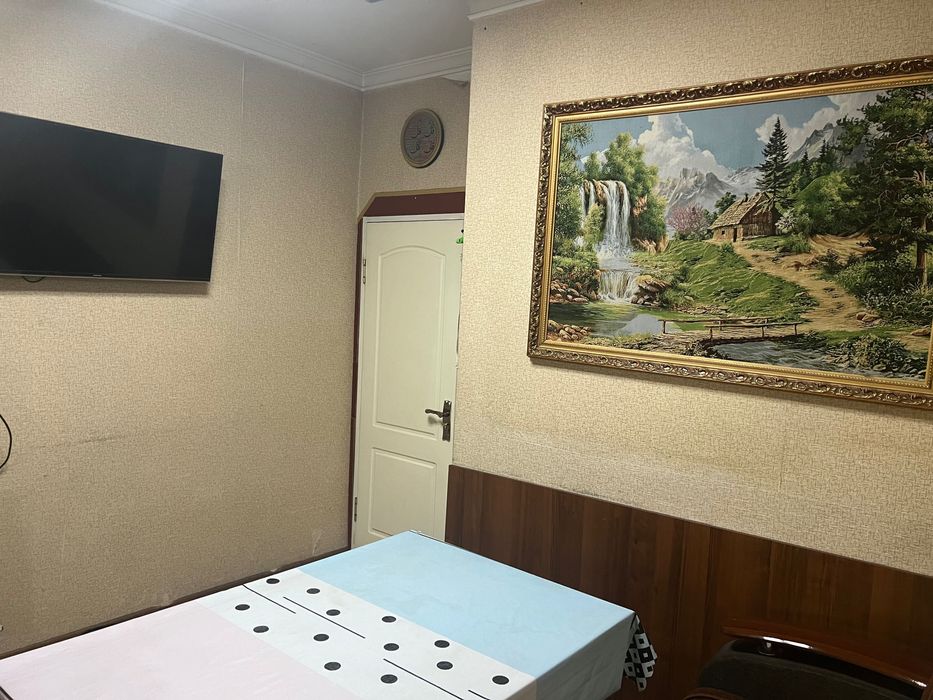 Продается  Своя  3 комнатная в сергели 2 под офис цена 110.000