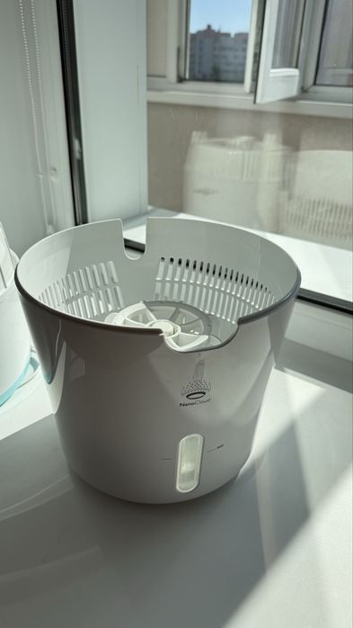 Увлажнитель возлуха Philips