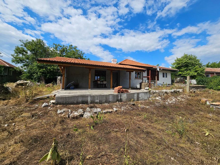 Продава се Къща в с. Беляковец, Област Велико Търново - 130 кв.м за 1224 €/кв.м - Снимка #1