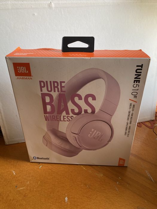 Casti jbl tune 510bt roz noi