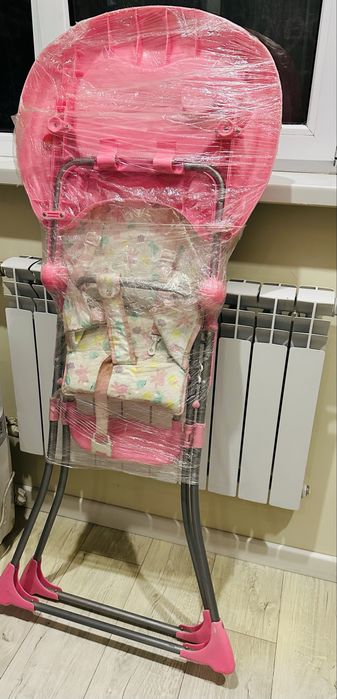 Продается детский стол для кормление в отличном состоянии