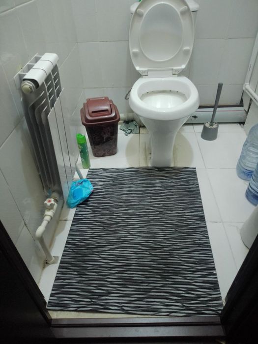 2-xonali kvartira sotiladi, 7-mikrorayon