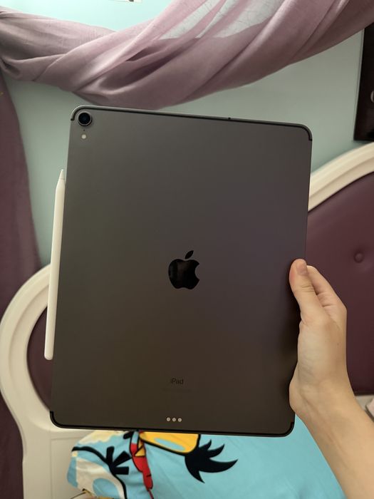 iPad Pro 12.9 (3 поколение) + Apple Pencil 2