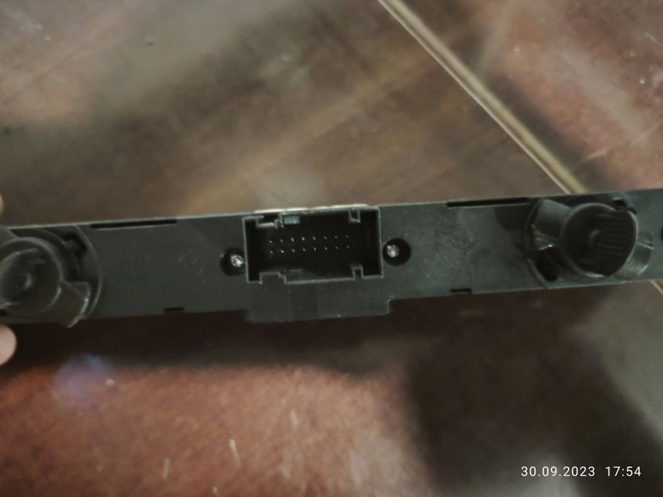 Управление за аварийни светлини и врати и ляв стоп за Opel Astra H