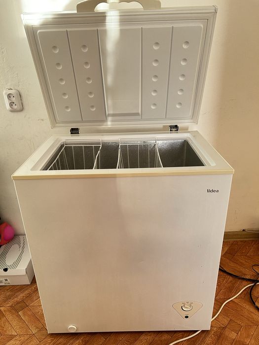 Морозильник Midea