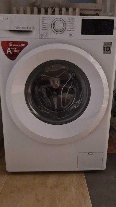 Masina spalat rufe frontala LG A+++