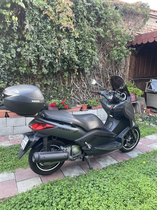 Yamaha X Max 125